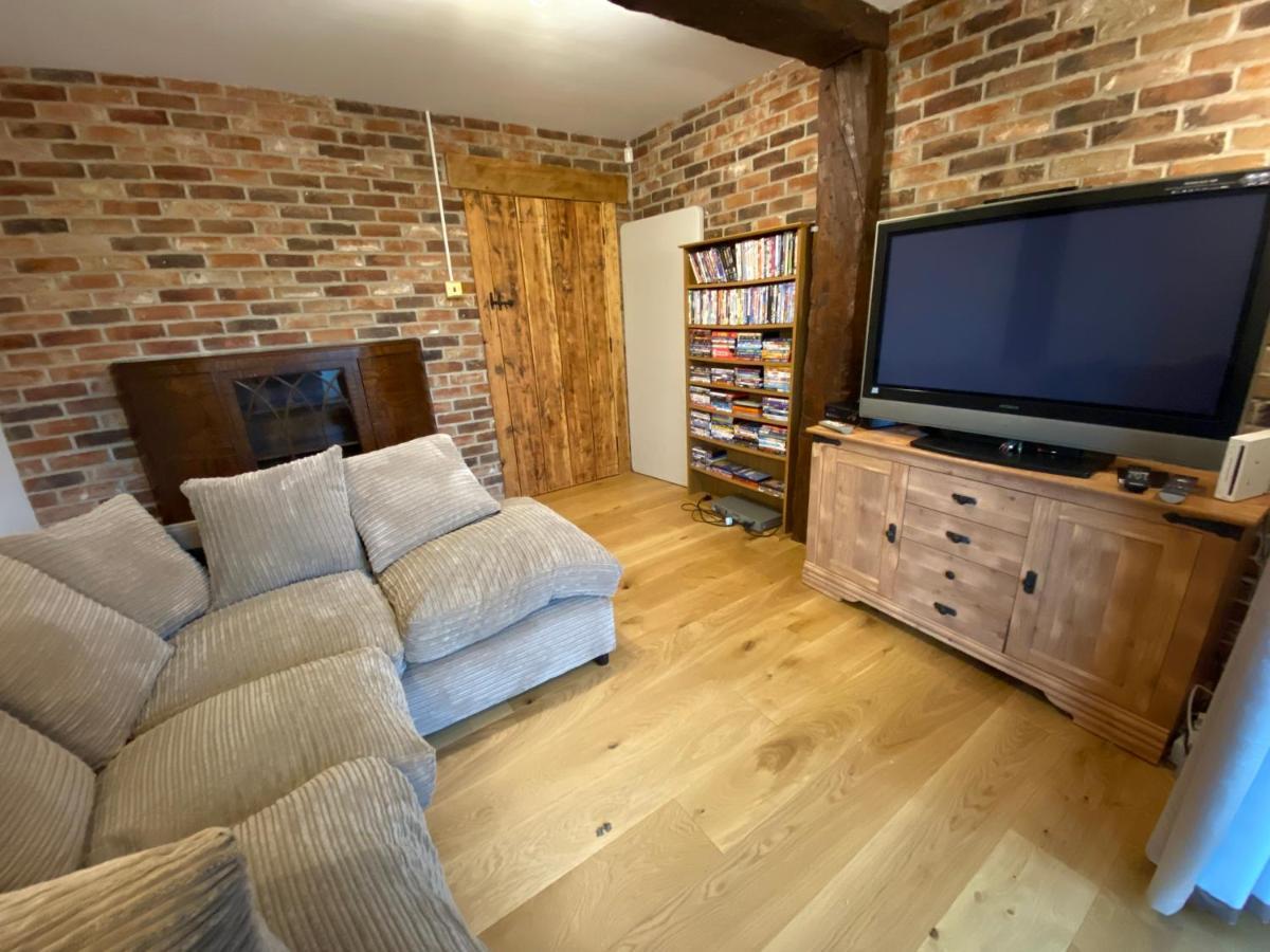 Eco-Friendly Dorset Cottage With Spa Set In Heart Of Countryside Sydling St Nicholas 외부 사진