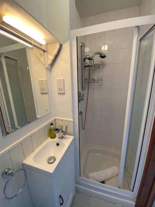 Eco-Friendly Dorset Cottage With Spa Set In Heart Of Countryside Sydling St Nicholas 외부 사진