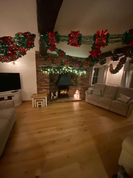Eco-Friendly Dorset Cottage With Spa Set In Heart Of Countryside Sydling St Nicholas 외부 사진