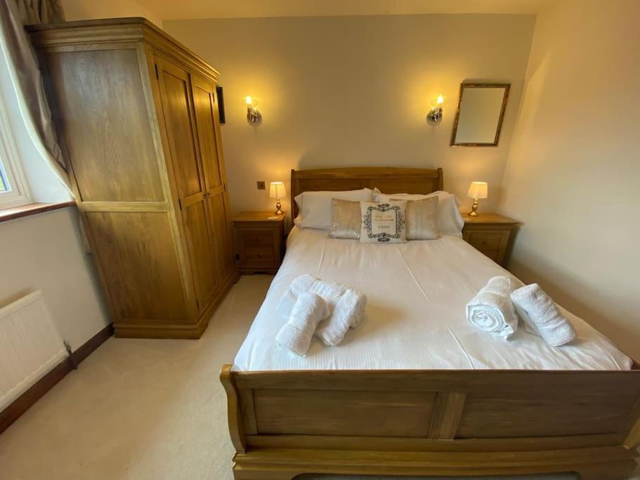 Eco-Friendly Dorset Cottage With Spa Set In Heart Of Countryside Sydling St Nicholas 외부 사진