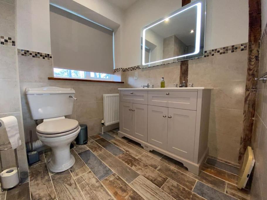 Eco-Friendly Dorset Cottage With Spa Set In Heart Of Countryside Sydling St Nicholas 외부 사진